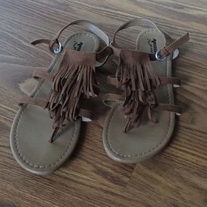 Flash sale Fringe sandals